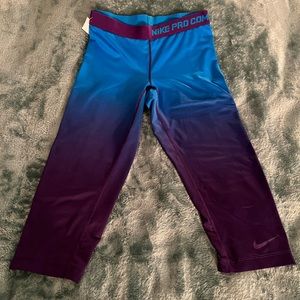 Nike pro combat dri-fit cropped leggings size M